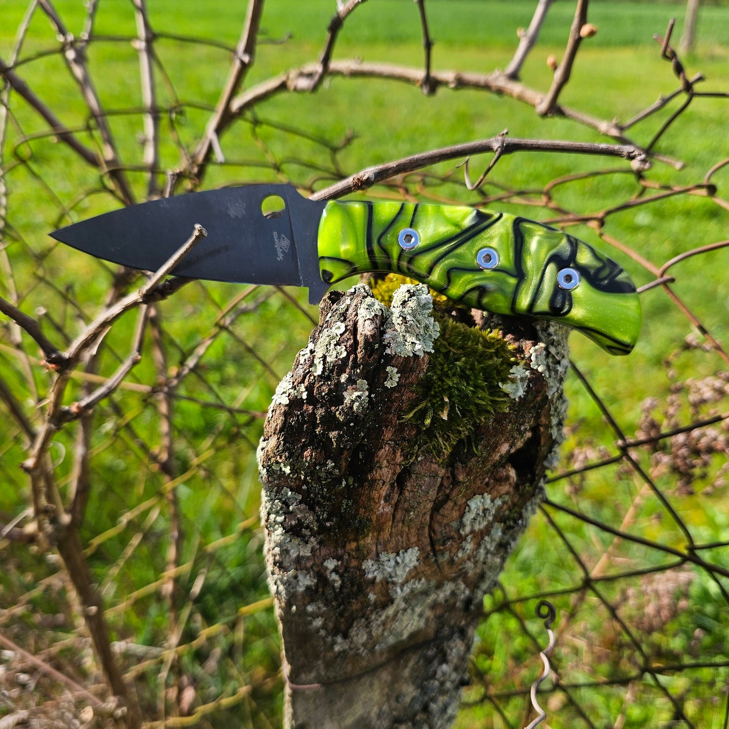 Scales in Kirinite for Spyderco Mule team