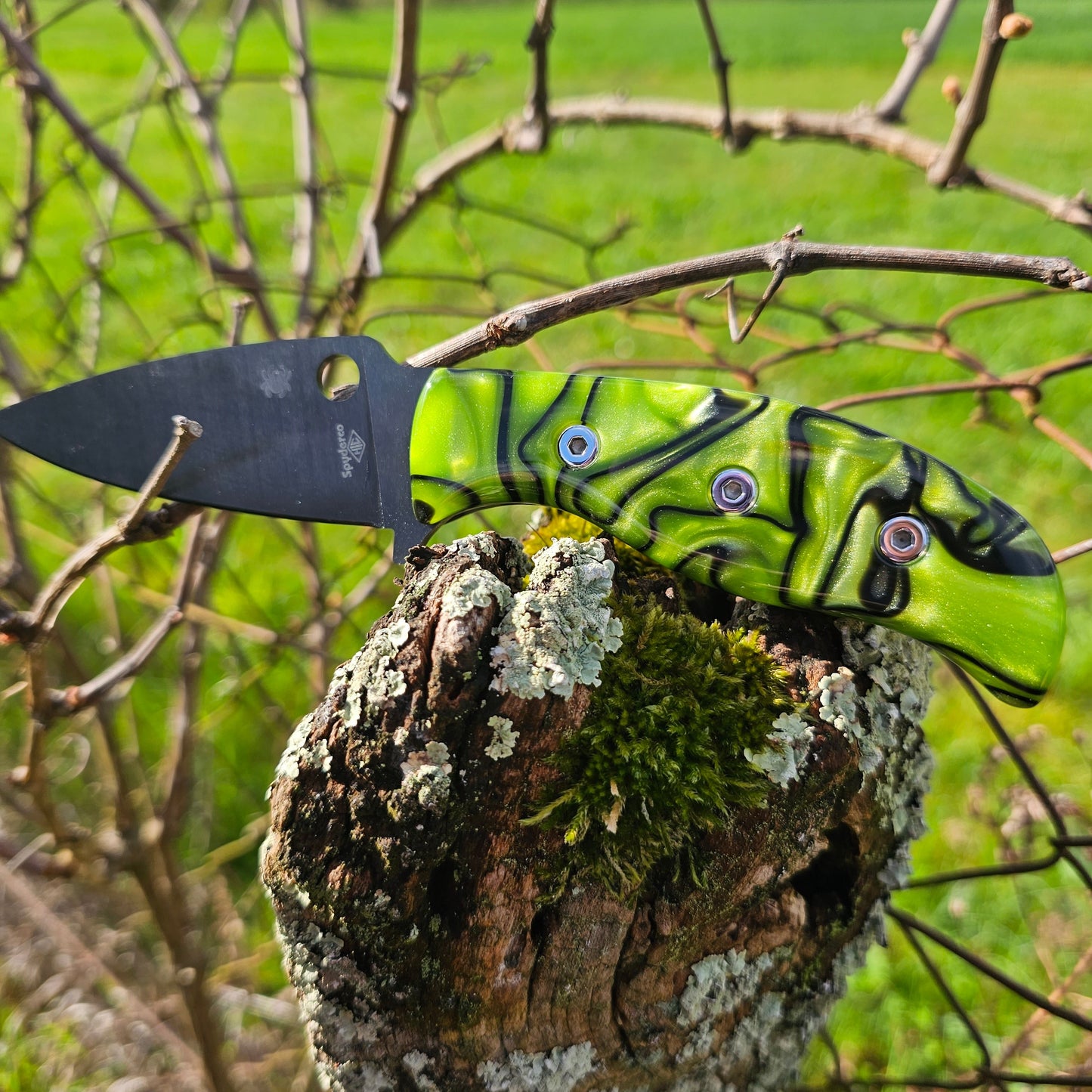 Scales in Kirinite for Spyderco Mule team