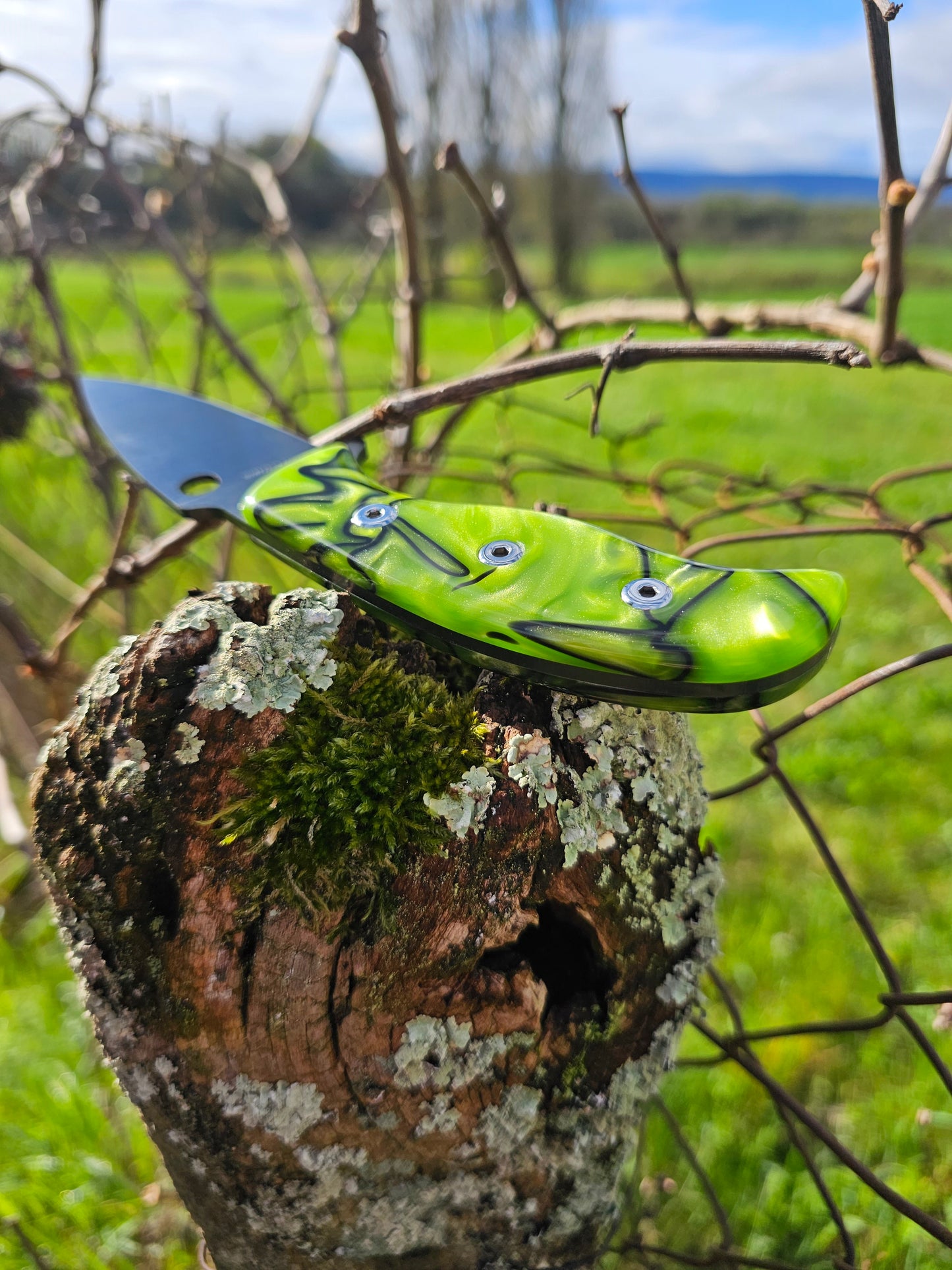 Scales in Kirinite for Spyderco Mule team