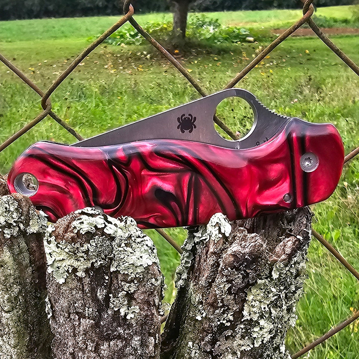 Scales in Kirinite for Spyderco PM3