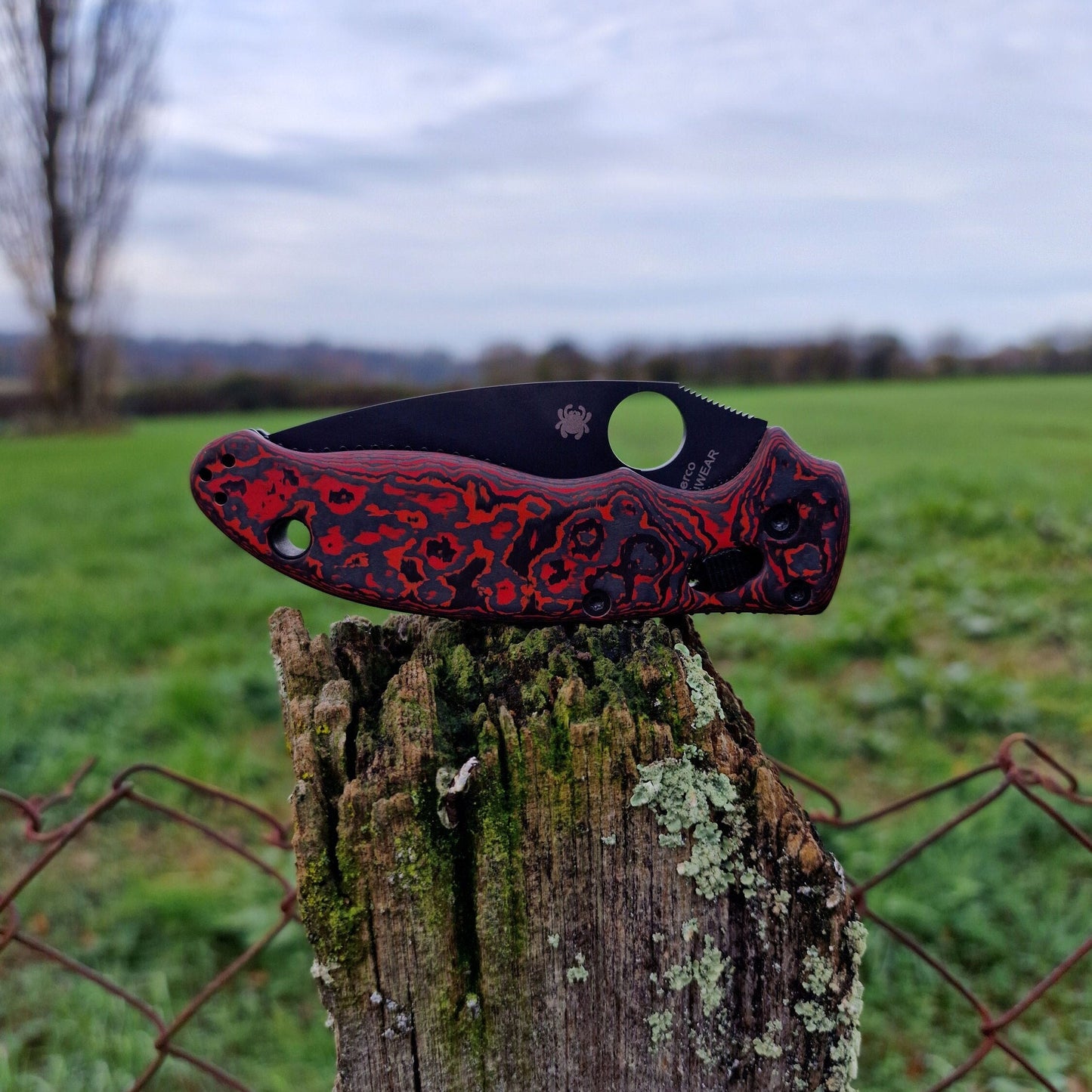 Scales Carbon by Fatcarbon for Spyderco Manix 2 and Manix 2 Lightweight