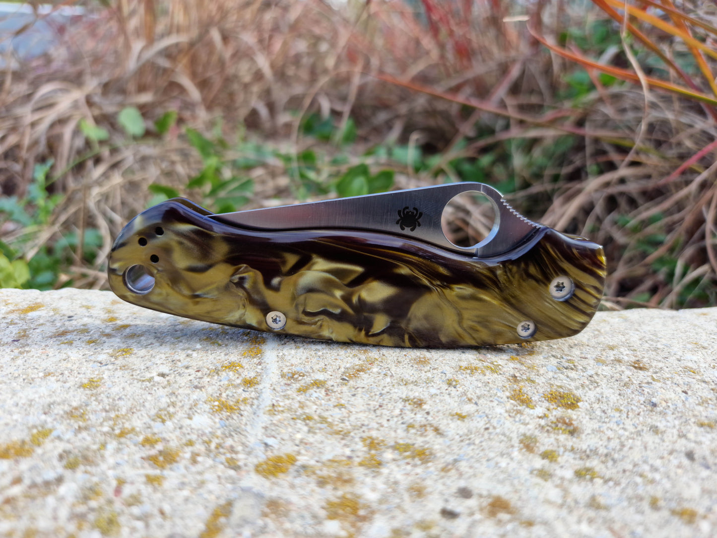 Scales in Kirinite for Spyderco Paramilitary 2
