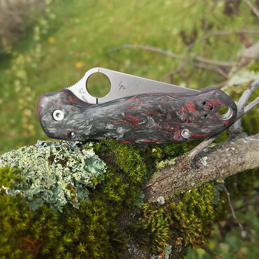 Scales in Carbon by Fatcarbon for Spyderco Para 3