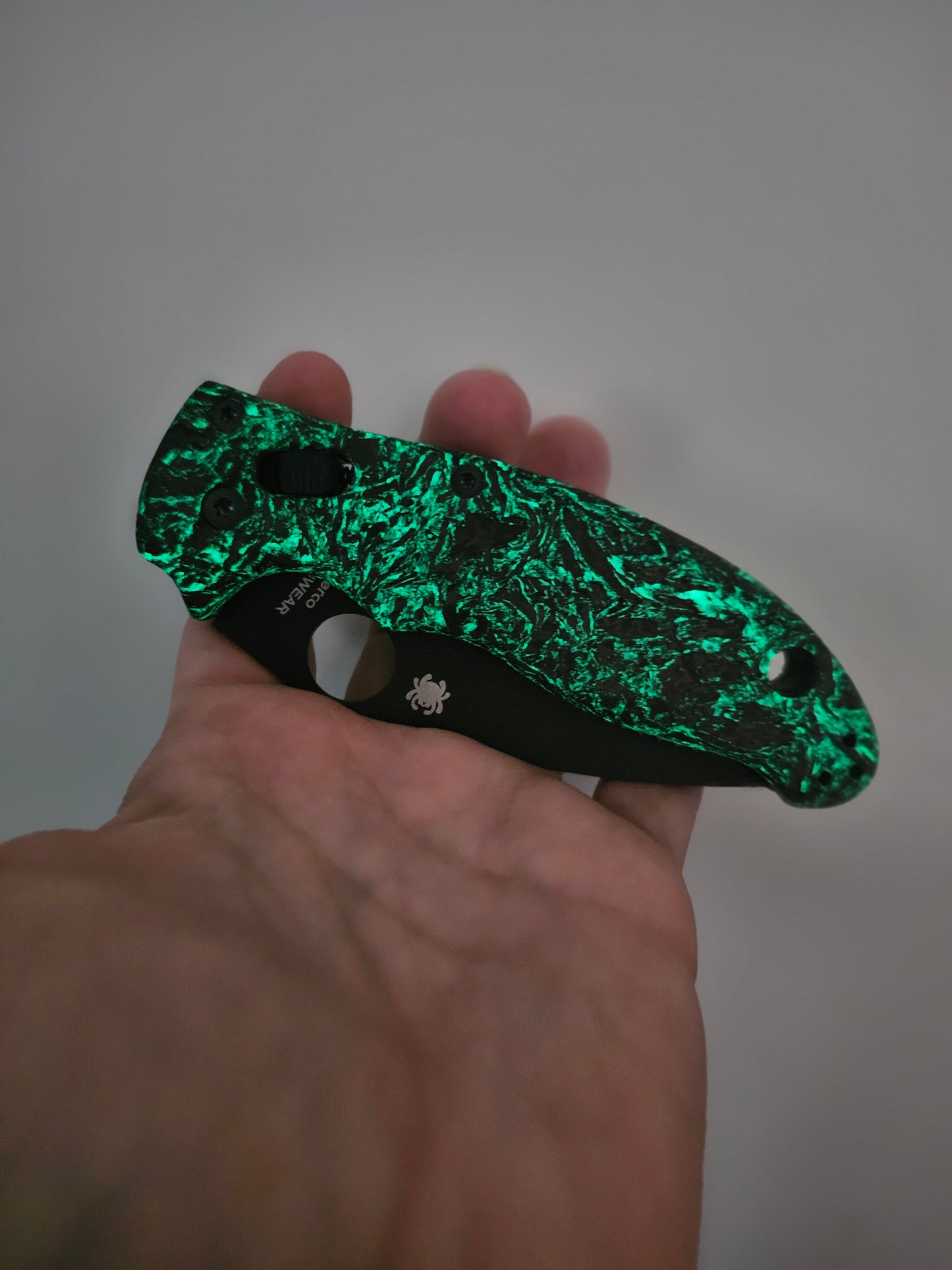 Scales Carbon by Fatcarbon for Spyderco Manix 2 and Manix 2 Lightweight