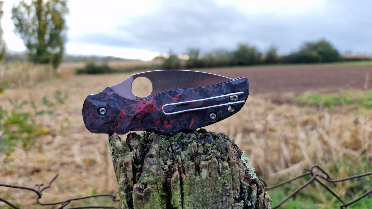 Scales in Carbon by Fatcarbon for Spyderco Sage 5 and 6