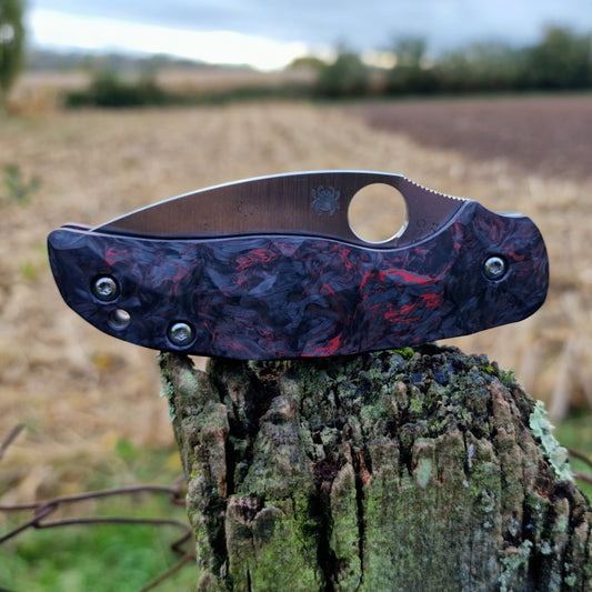 Scales in Carbon by Fatcarbon for Spyderco Sage 5 and 6