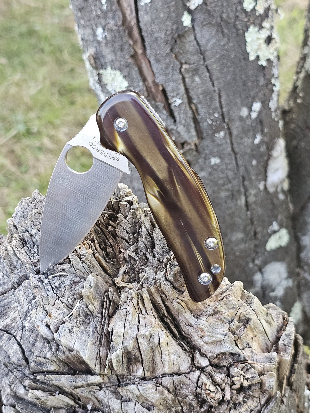 Scales in Kirinite for Spyderco Sage 5, 5 LW or 6