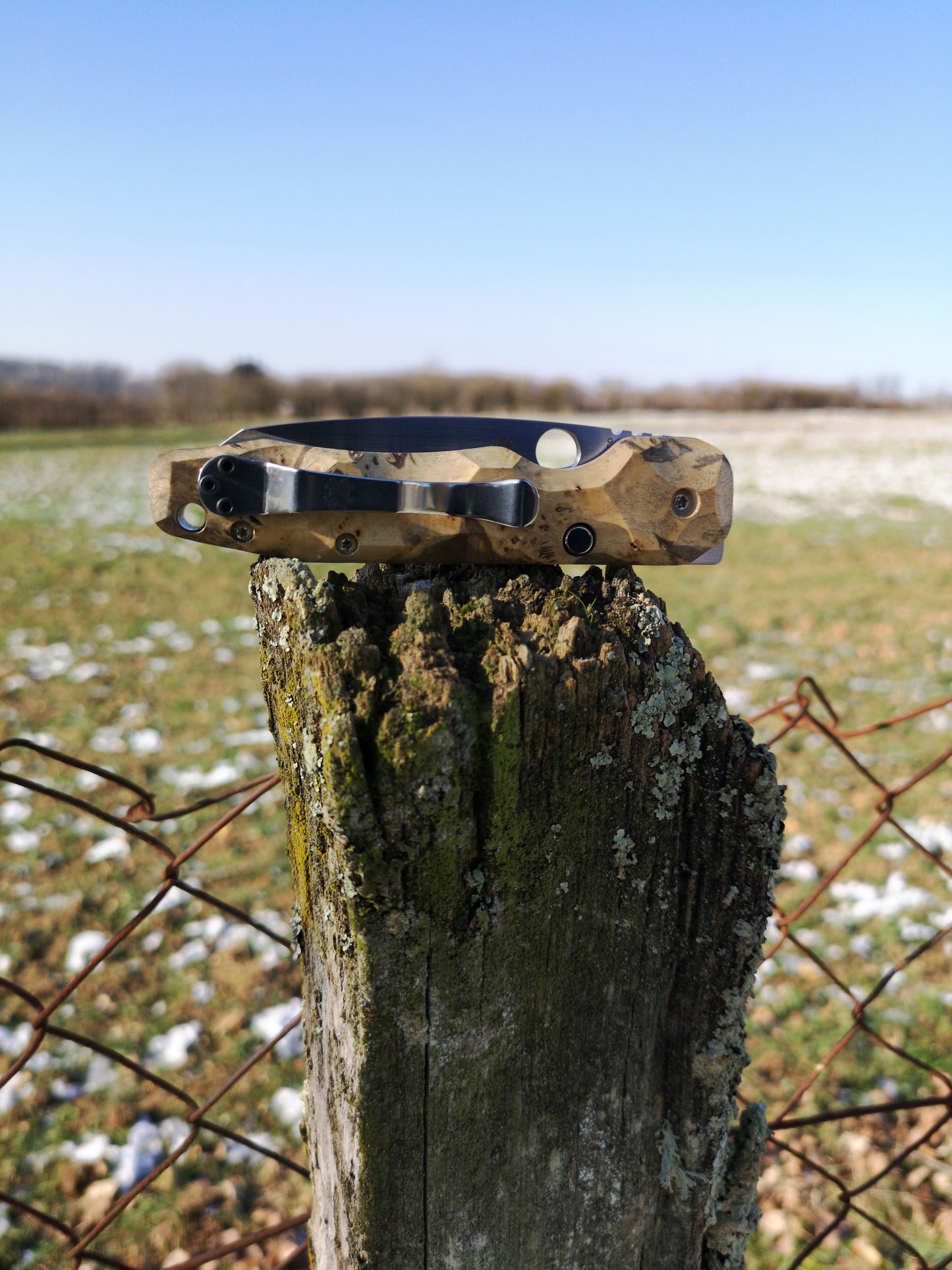Scales in stabilized wood for Spyderco Smock