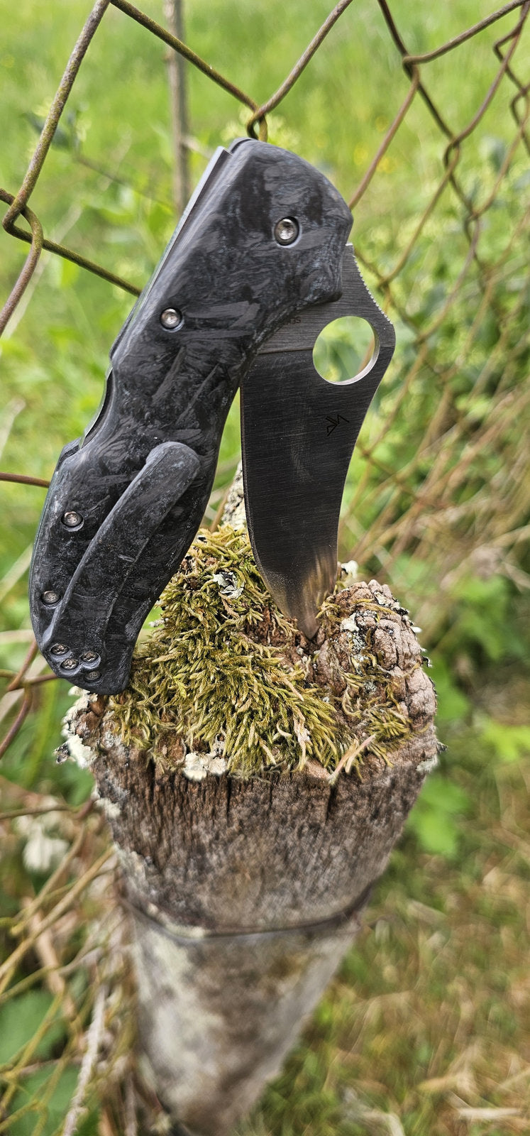 Scales in Carbon by Fatcarbon for Spyderco Endura 4, Endela, Delica 4 or Stretch 2 with assorted clip and backspacer