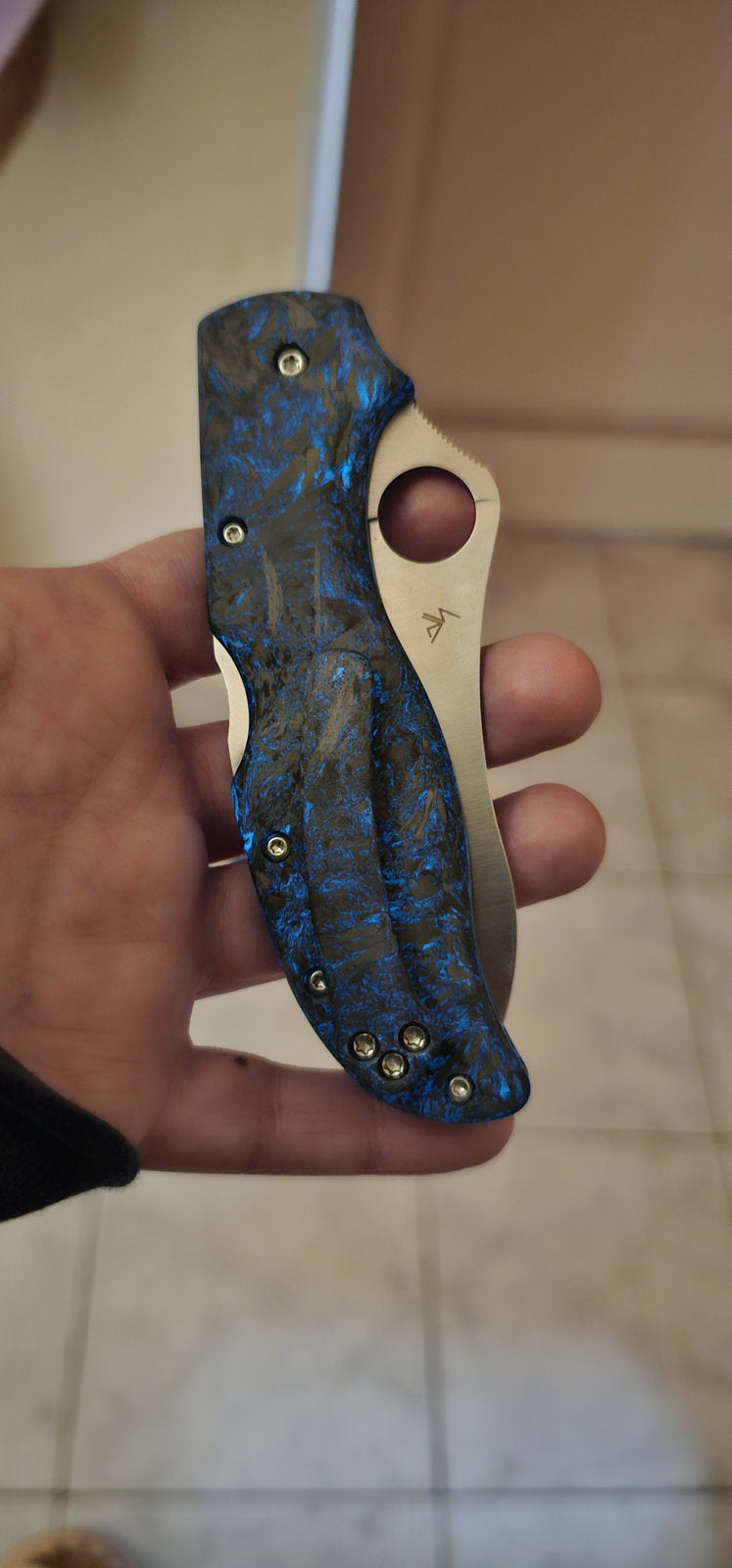 Scales in Carbon by Fatcarbon for Spyderco Endura 4, Endela, Delica 4 or Stretch 2 with assorted clip and backspacer